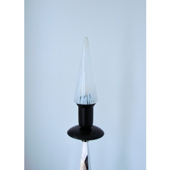 Lampa podłogowa ze szklanym kloszem